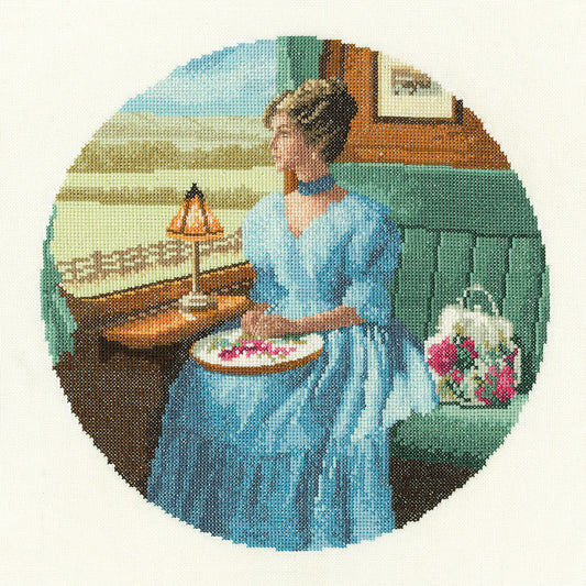 Elizabeth cross stitch kit - JLEZ1898