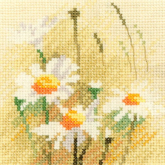 Mini Daisies cross stitch chart pack - SHDA905C