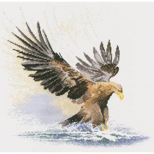 Eagle in Flight cross stitch kit - FFEF481