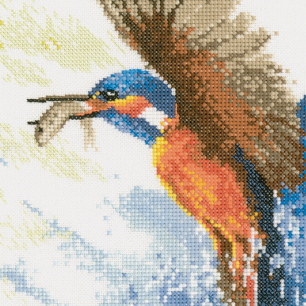 Kingfisher in Flight cross stitch chart pack - FFKF482C