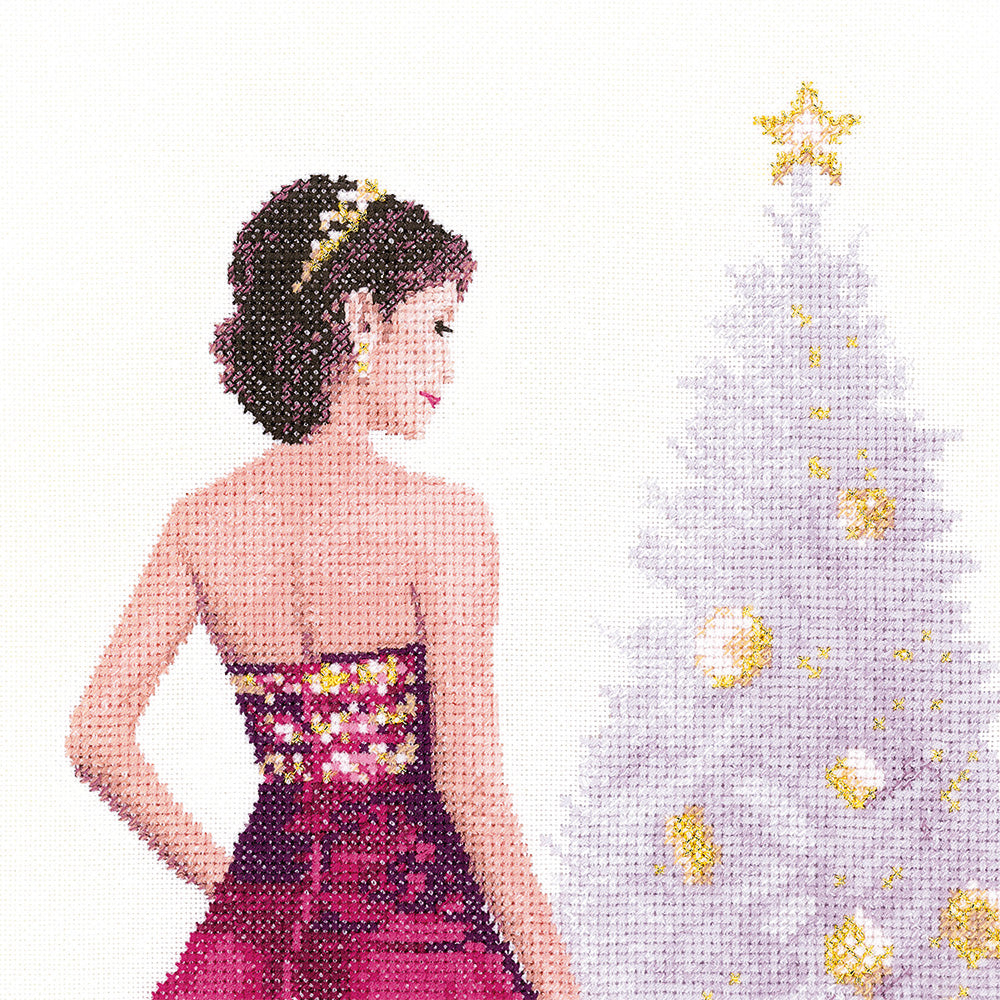 Holly cross stitch kit - JLHO1470